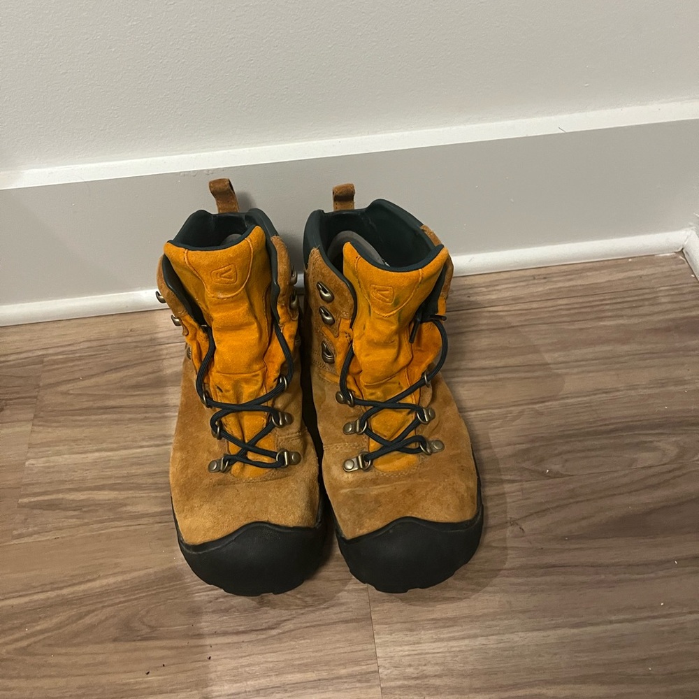 Keen Men's Brown Leather Boots - Picture 2 of 3